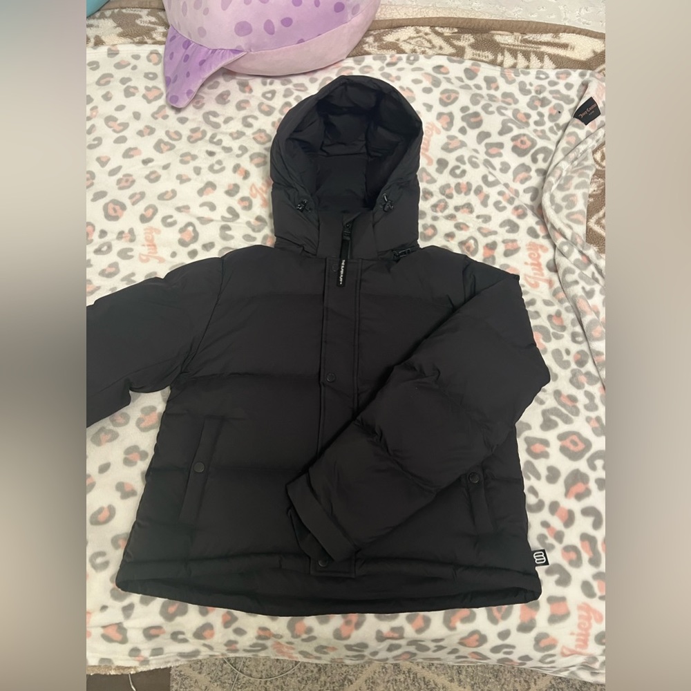 black superpuff shorty